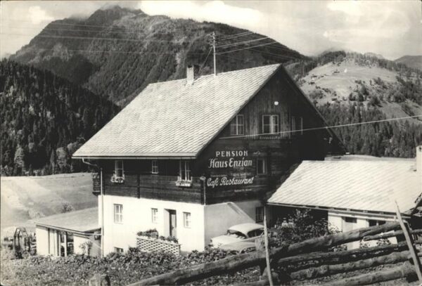 St Lorenzen Suedtirol Pension Haus Enzian