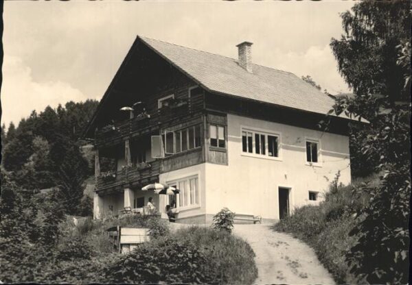 Millstatt Millstaettersee Haus Taxenbacher