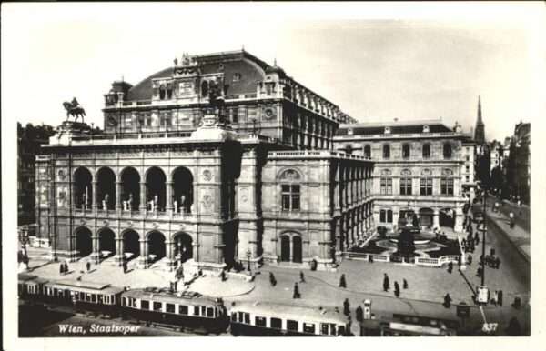 Strassenbahn Wien Staatsoper