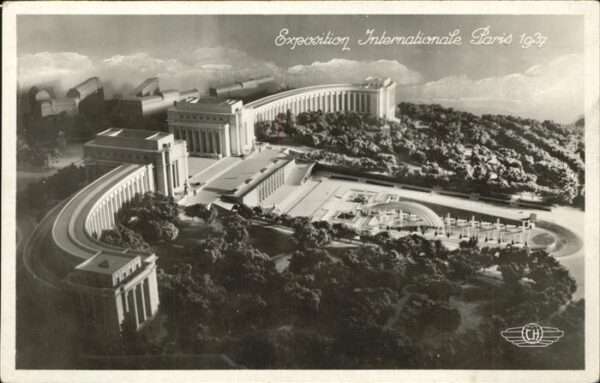 Exposition Internationale Paris 1937 Palais du Trocadero les Bassins