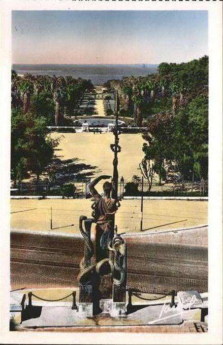 Alger Algerien Jardin Essai Denkmal