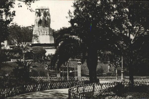Alger Algerien Le Monument aux Morts Denkmal
