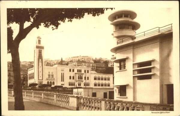 Philippeville Algerien Hotel de Ville et le Pavillon du Pilota