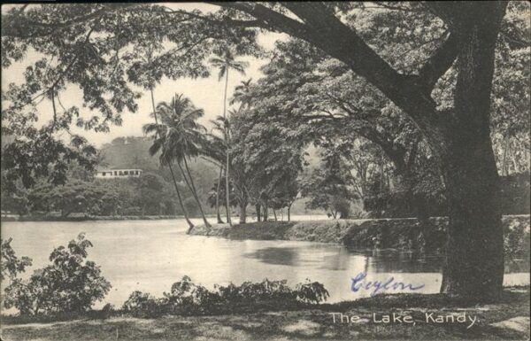 Kandy Sri Lanka The Lake