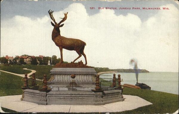 Milwaukee Wisconsin Elk Statue Juneau Park