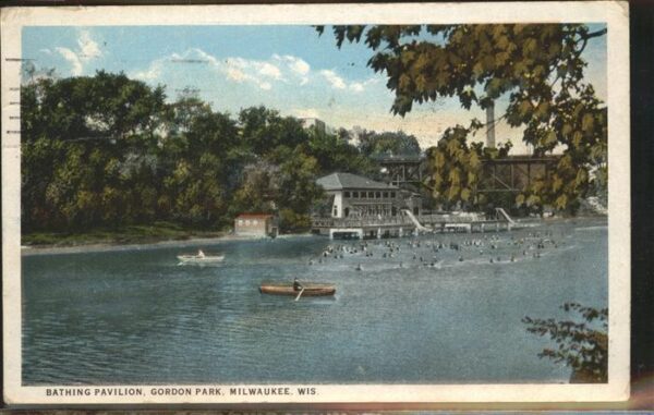 Milwaukee Wisconsin Bathing Pavillon Gordon Park baden Rude