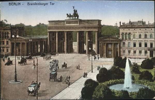 Brandenburgertor Berlin Brunnen