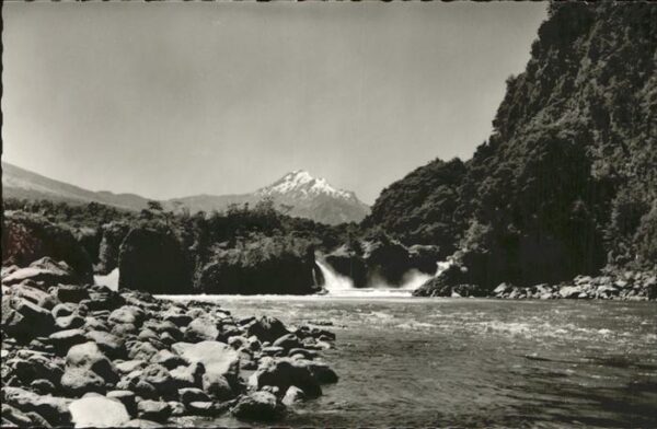Puerto Varas Salto del Rio Petrohue