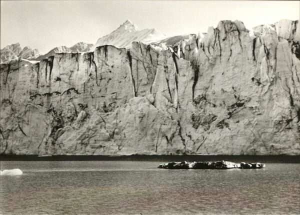 Pearyland Groenland Nordpol Expedition Eisberge