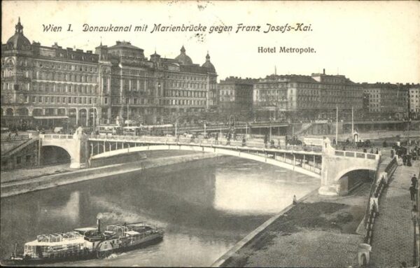 Dampfer Seitenrad Wien Donaukanal Marienbrücke