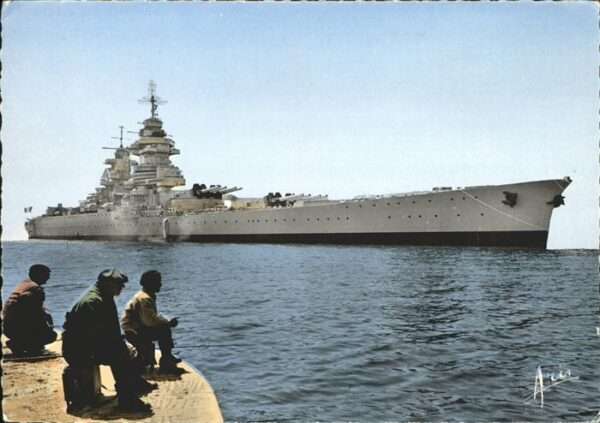 Schiffe Ships Navires Cote d_Azur Toulon Richelieu au Repos