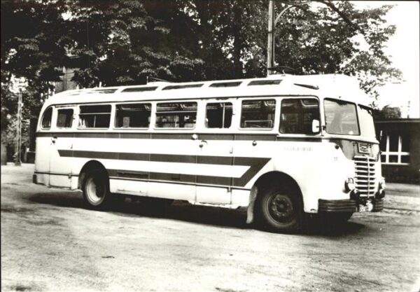 Omnibus Autobus 17 Berliner Strasse