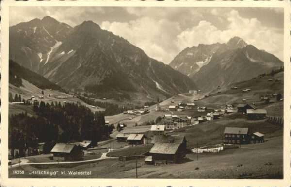 Hirschegg Kleinwalsertal Vorarlberg Ortsansicht mit Elferkopf Zwölferkopf W