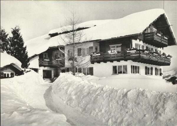 Hirschegg Kleinwalsertal Vorarlberg Haus Schuster