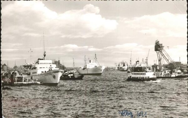 Schiffe Ships Navires Hamburg Hafen Foto Schöning 691