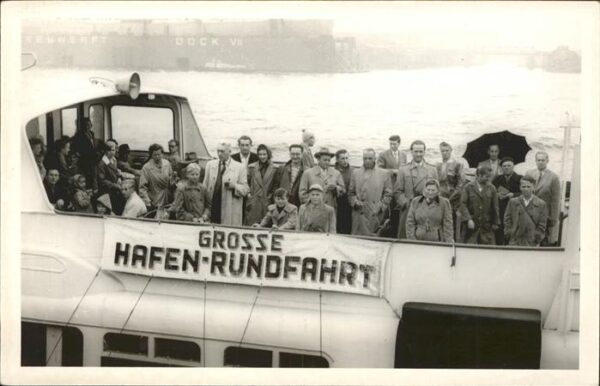 Hafenrundfahrt Hamburg Werft Dock VII