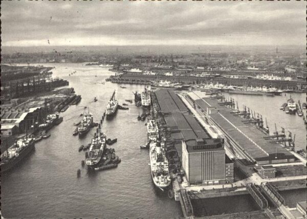 Schiffe Ships Navires Hamburg Hafen
