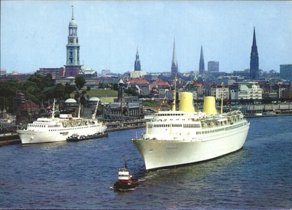 Dampfer Oceanliner Hamburg Hafen Stadtpanorama