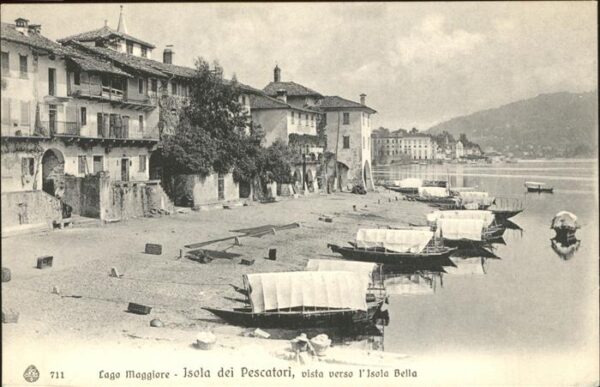 Isola dei Pescatori Lago Maggiore vista verso l'Isola Bella