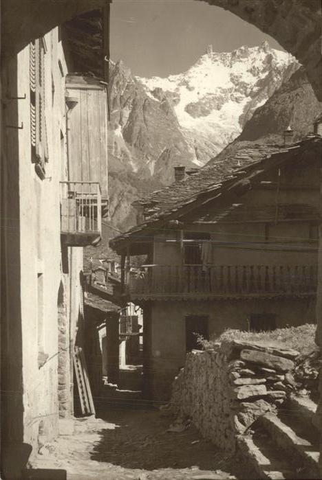 Courmayeur Dorfgasse Dente del Gigante