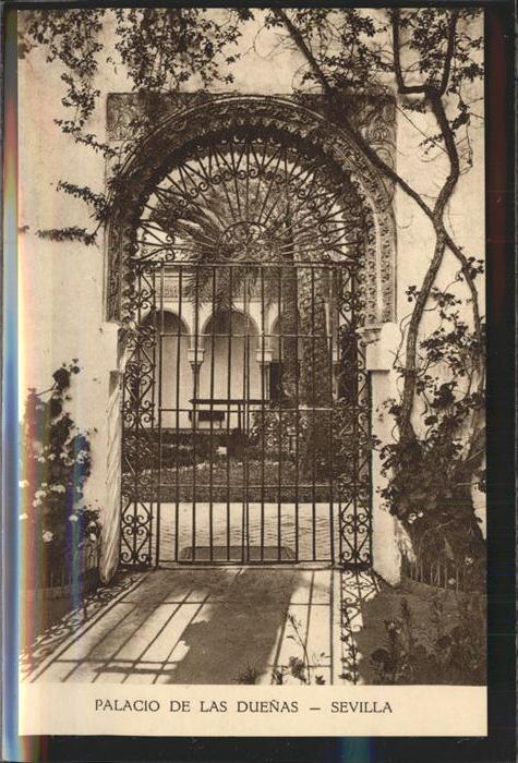 Sevilla Andalucia Palacio de las Duenas
