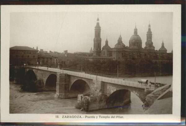 Zaragoza Saragossa Espana Puente y Templo del Pilar