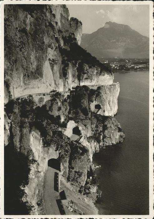 Riva del Garda Strada Gardesana
