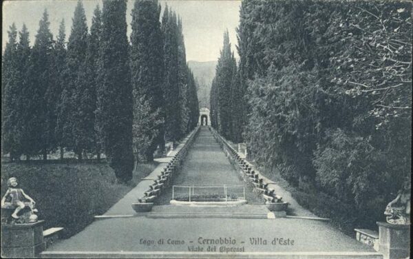 Cernobbio Lago di Como Villa d_Este viale dei Cipressi