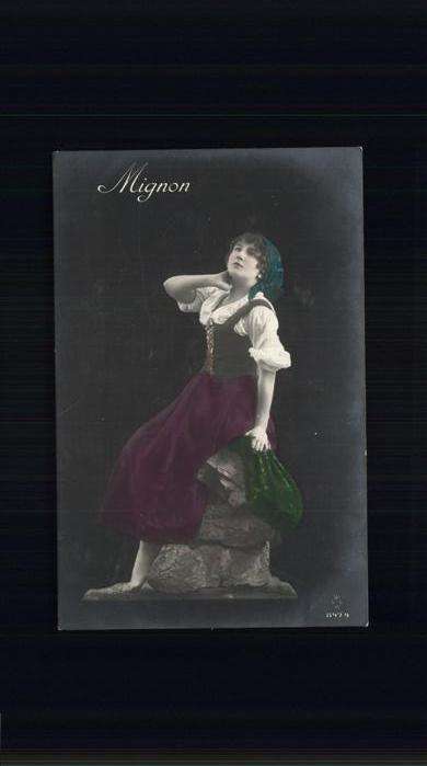 Mignon Felsen Mädchen