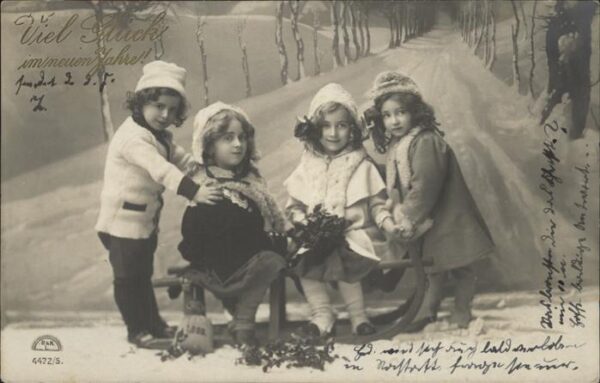 Schlitten Schnee Kinder Neujahr