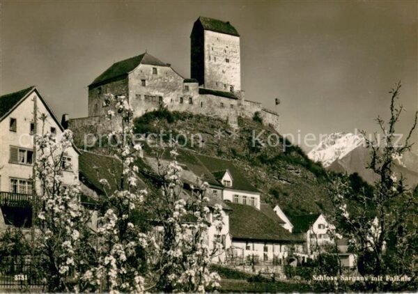 Sargans SG Schloss Sargans mit Falknis