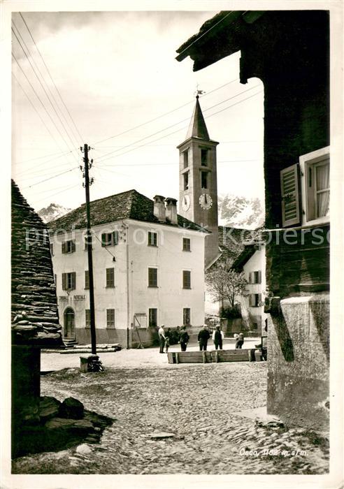 Osco TI Dorfpartie mit Kirche