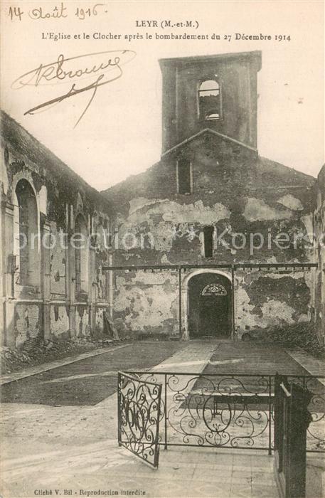Leyr 54 Eglise et le Clocher apres le bombardem