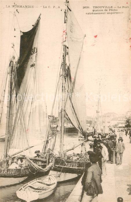 Trouville-sur-Mer Le Port Station de Peche extremement im