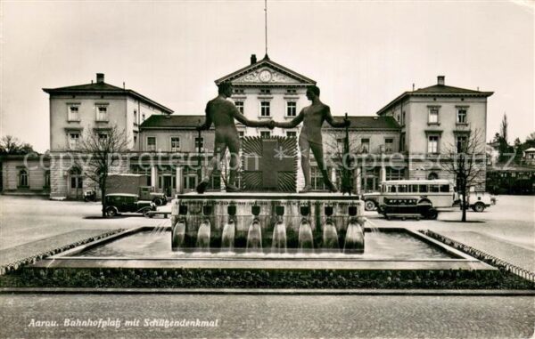 Aarau AG Bahnhofplatz mit Schützendenkmal