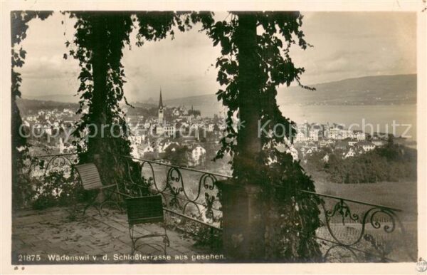 Waedenswil Waedensweil ZH Blick von der Schlossterrasse