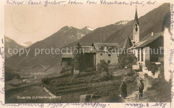 Guarda GR Ortspartie mit Kirche