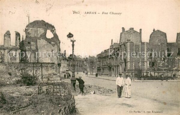 Arras Pas-de-Calais 62 Rue Chanzy apres le bombardement