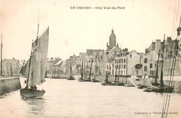 Le Croisic 44 Une Vue du Port