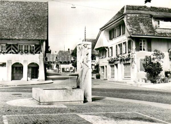 Ins-Anet BE Dorfbrunnen Dorfpartie