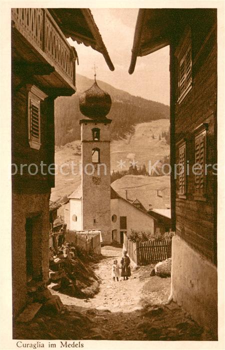 Curaglia im Medels mit Kirche