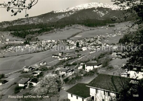 Flims Dorf Panorama Blick gegen Crap San Gion Glar