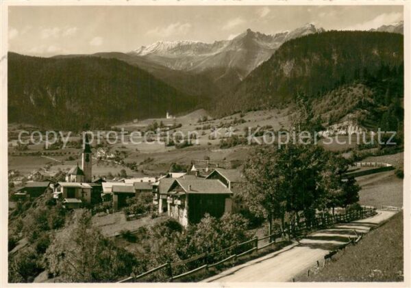 Filisur GR Gesamtansicht mit Alpenpanorama