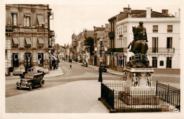 Cognac 16 Charente Place Francois 1er et Avenue Victor-Hug