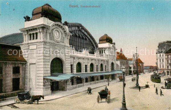 Basel BS Bundesbahnhof m. Strassenbahn u. Kutsch