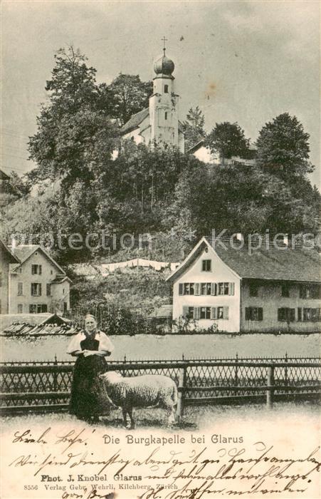 Glarus GL Burgkapelle Bäuerin mit Schaf