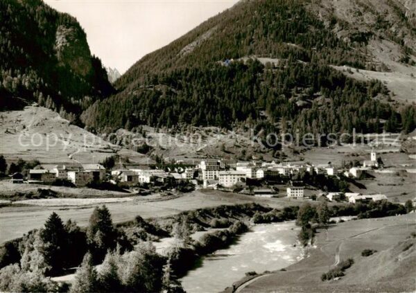 Lavin GR Panorama Blick über den Inn