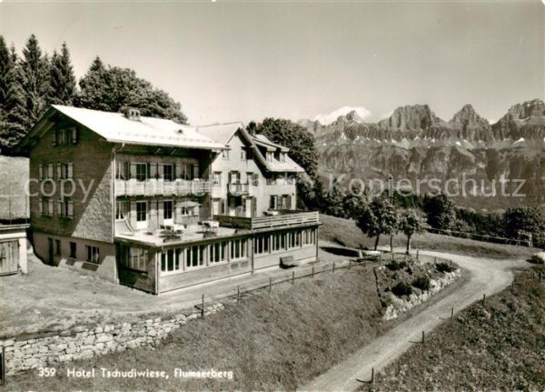 Flumserberg SG Hotel Tschudiwiese Blick gegen Churfirs