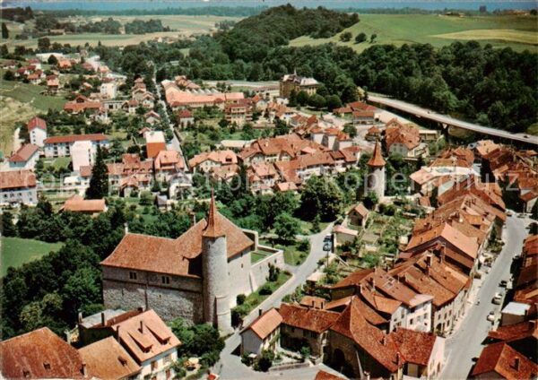 Boudry NE En avion au-dessus de la ville