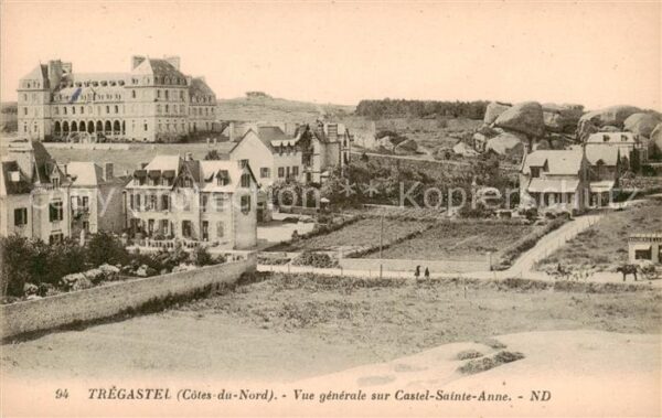 Tregastel 22 Cotes-d Armor Vue generale sur Castel Sainte Anne